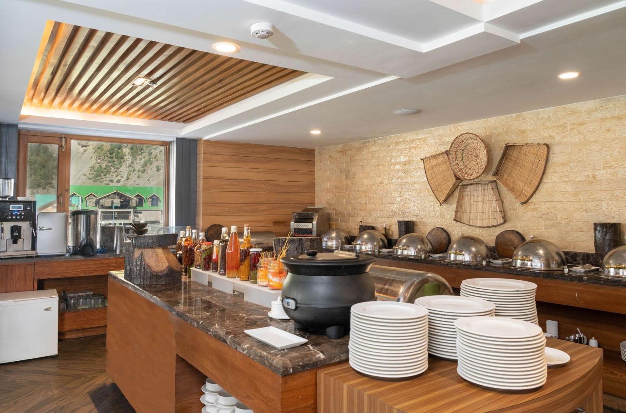 Country Inn Suites By Radisson Sonāmarg Extérieur photo